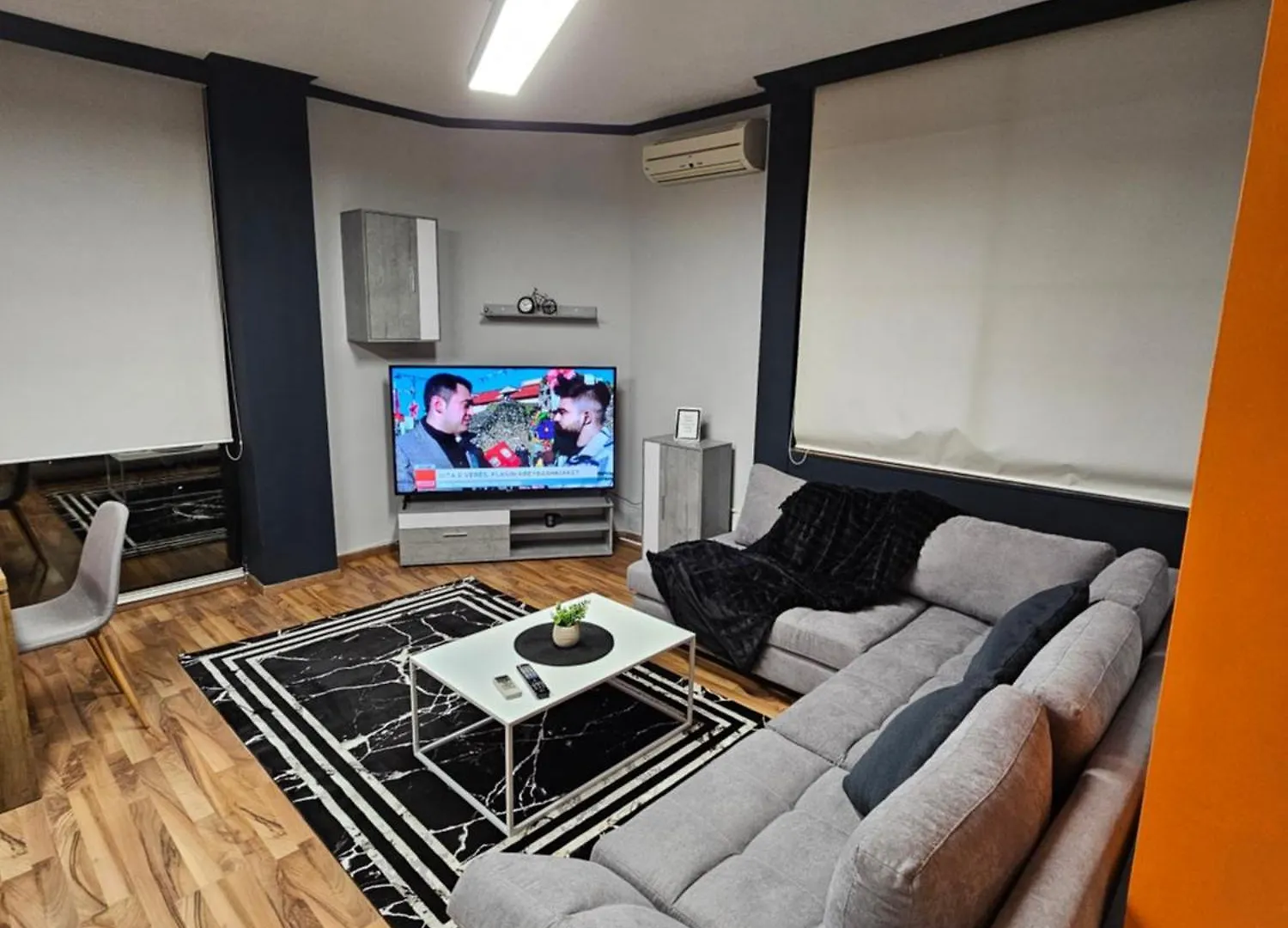 Tirana Daily Rental Apartments 2 0*,